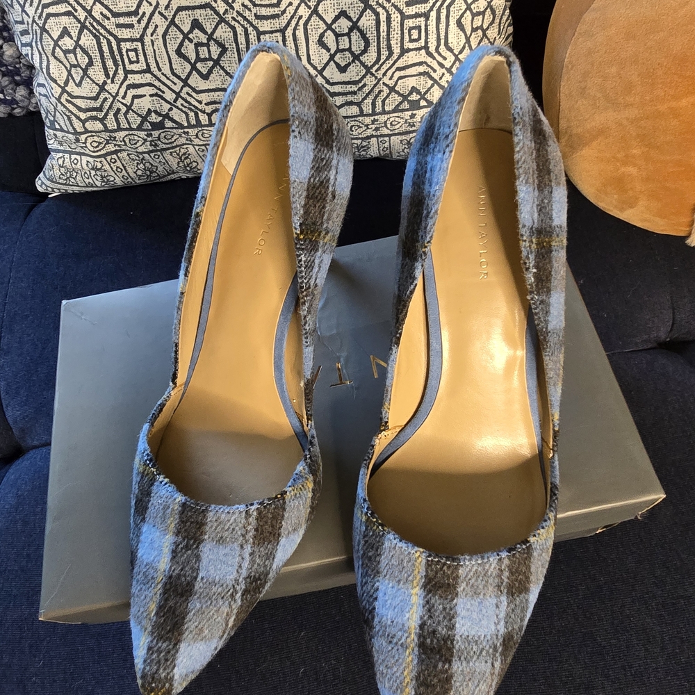 Ann Taylor Azra Plaid Pump - Navy Multi